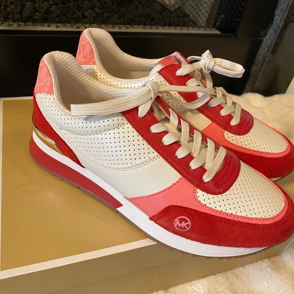 ✨NEW✨ Michael Kors Women’s Andi Color-Block Trainer Sneakers - Picture 3 of 8